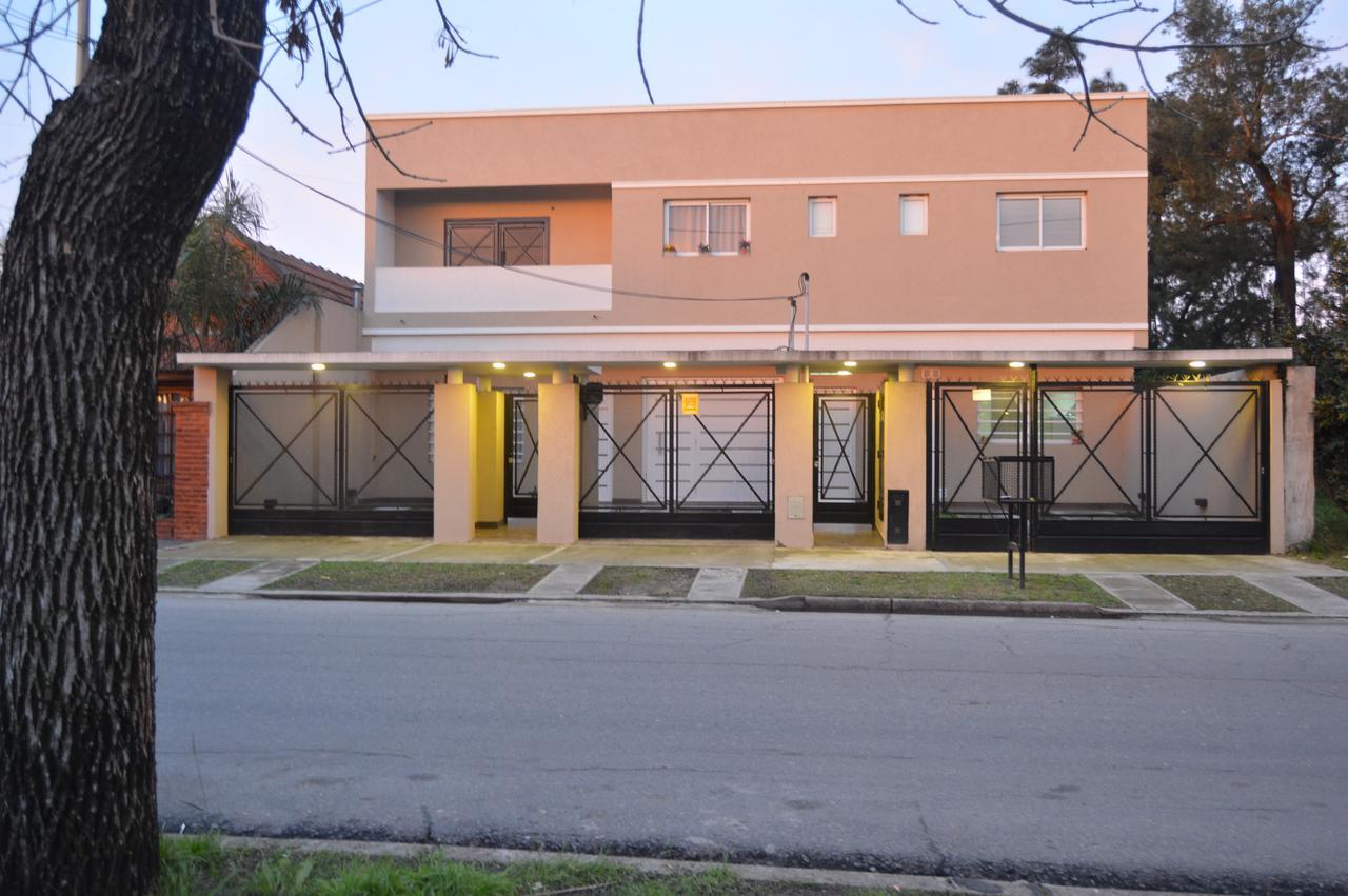 Mendoza Apartments Ezeiza Airport Luis Guillon Exteriör bild