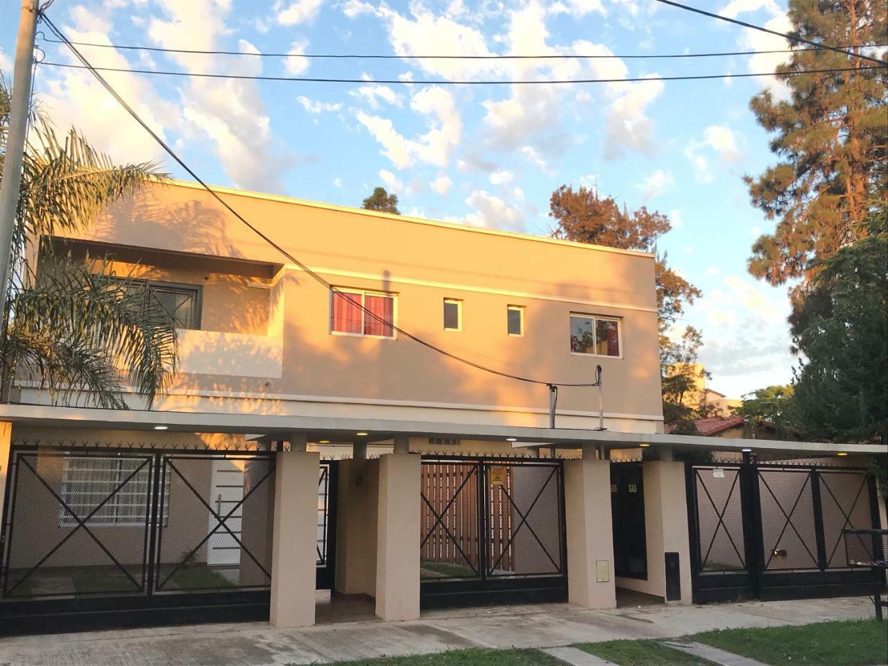 Mendoza Apartments Ezeiza Airport Luis Guillon Exteriör bild